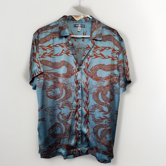 Urban Outfitters Short Sleeved Silky Button Down Dragon Print Shirt Sz Large - Picture 1 of 4